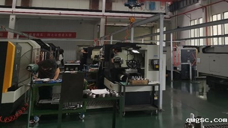 用数控车床进行螺纹加工是怎样实现的